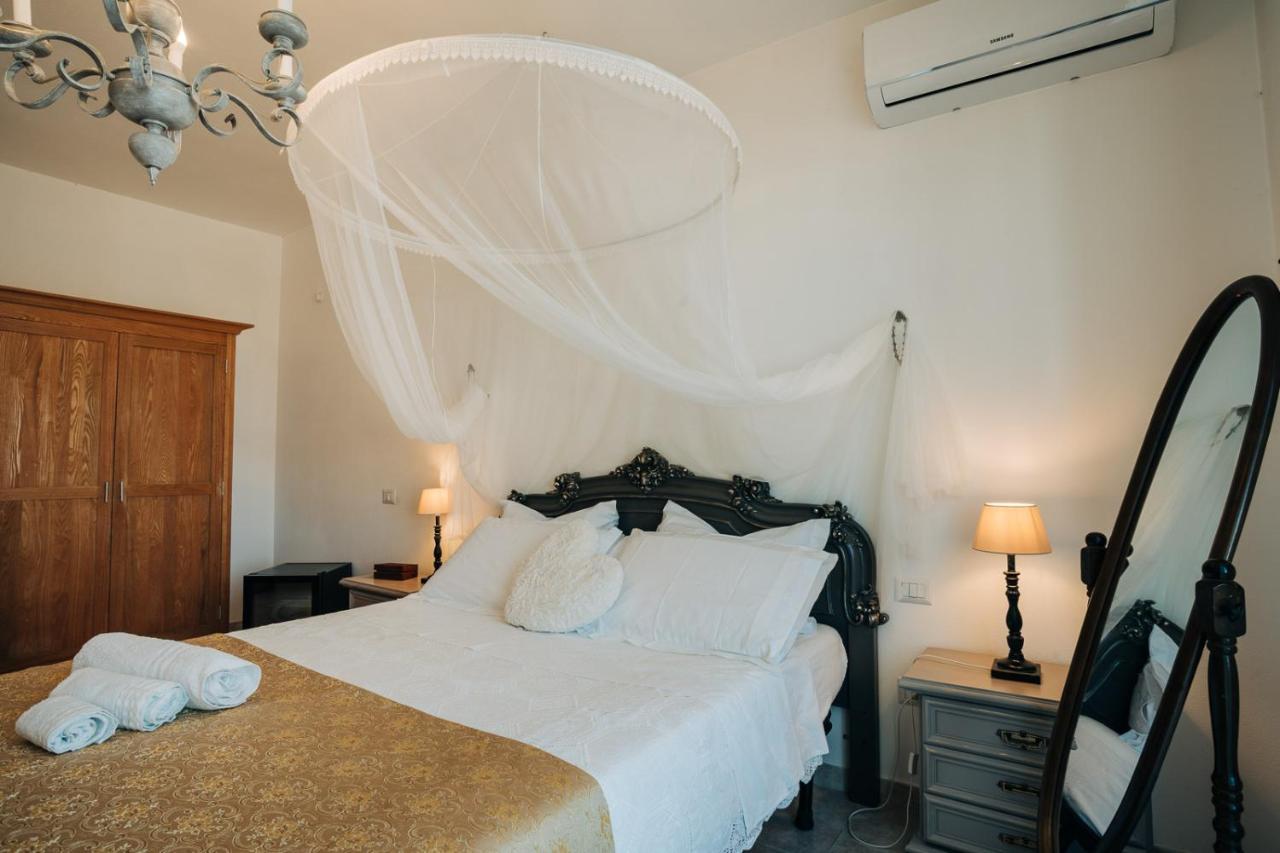 Bed and Breakfast Juniper Bay à Portoscuso Extérieur photo